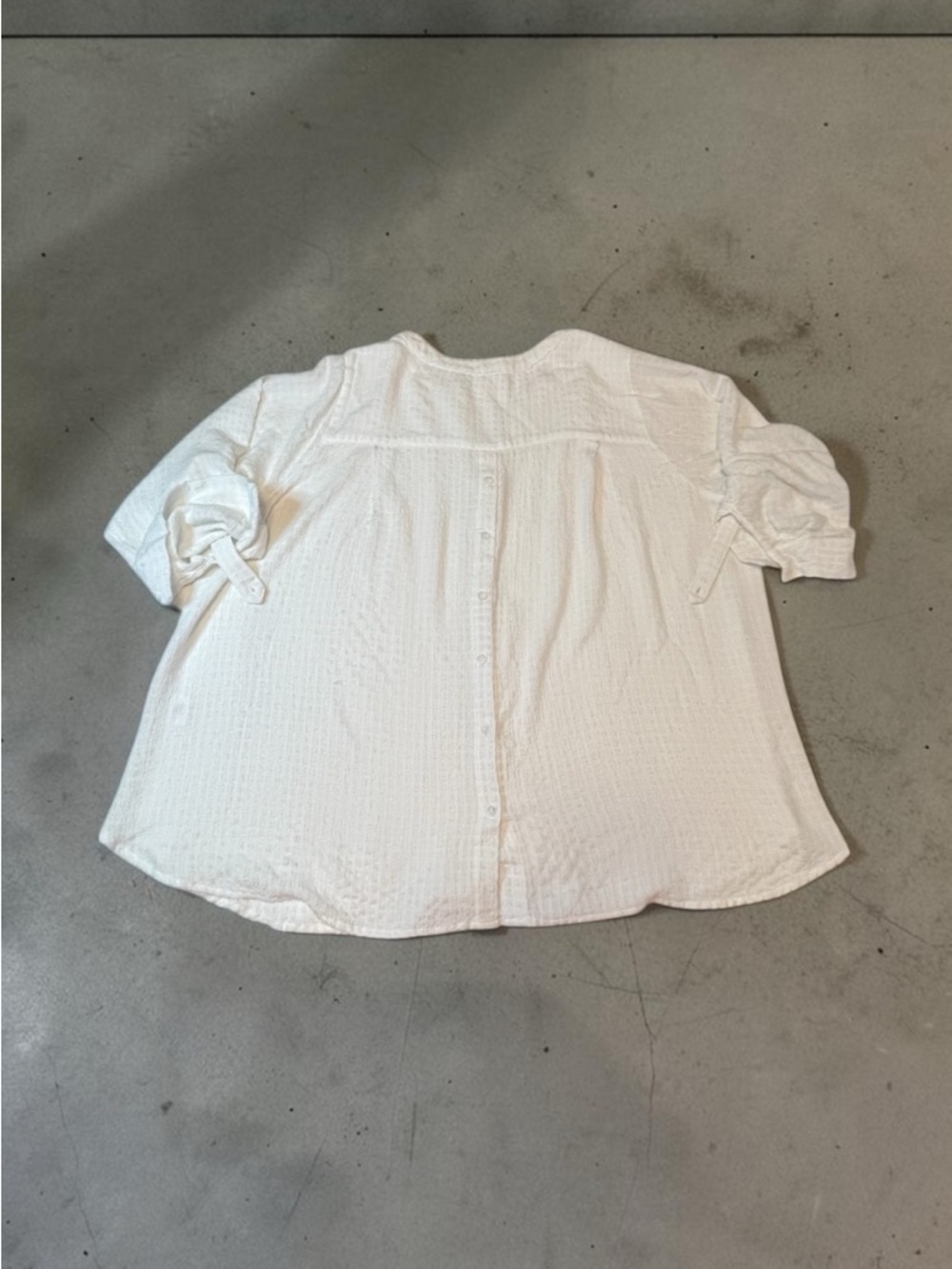 Jane and Delancey Textured White Blouse - Picture 8 of 8